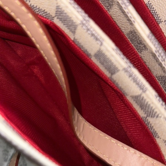 Elegant Women crossbody bag - Picture 6 of 8